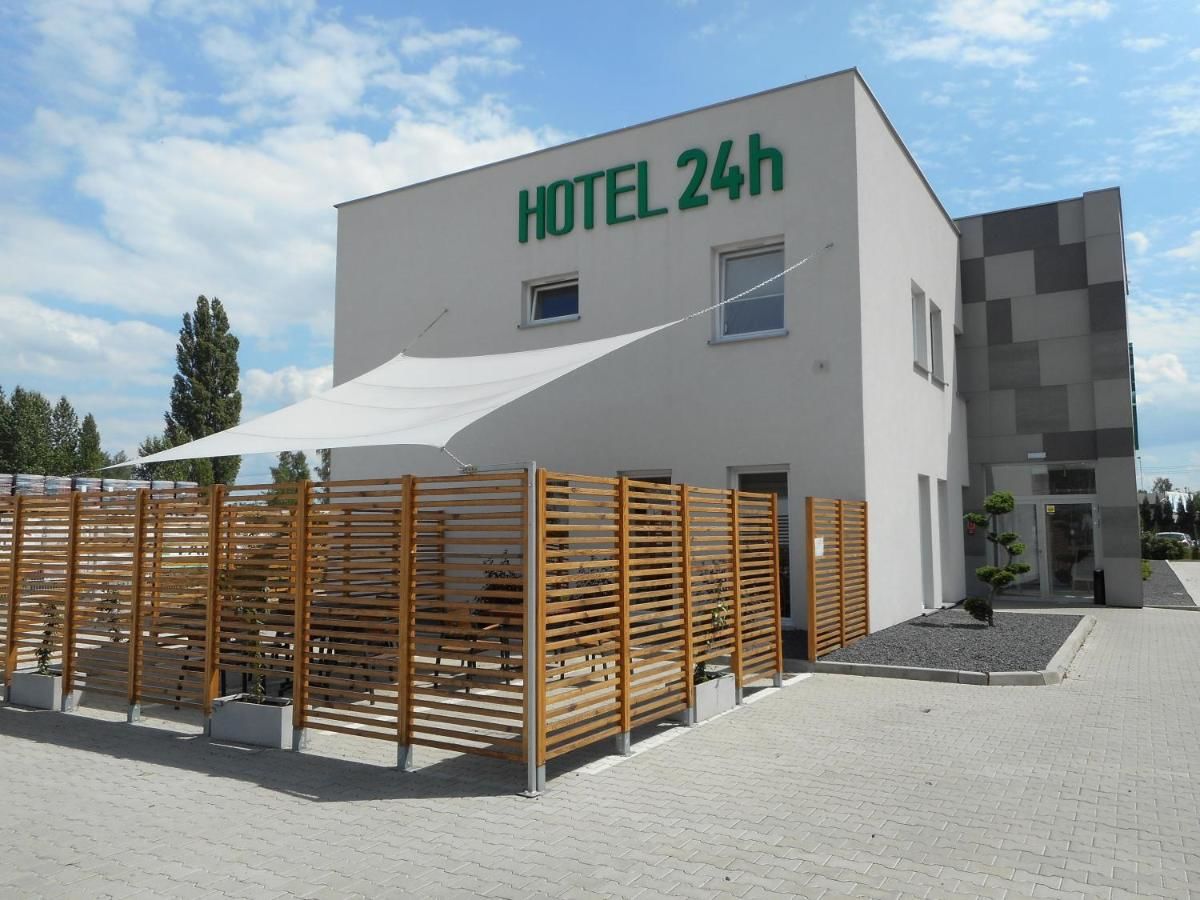 Отель Hotel Platan Острув-Велькопольски-32