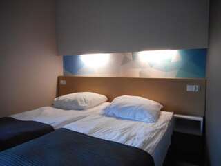 Отель Hotel Platan Острув-Велькопольски Двухместный номер с 1 кроватью или 2 отдельными кроватями-11
